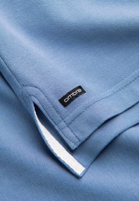 Ombre COLLARLESS - Polo - blue
