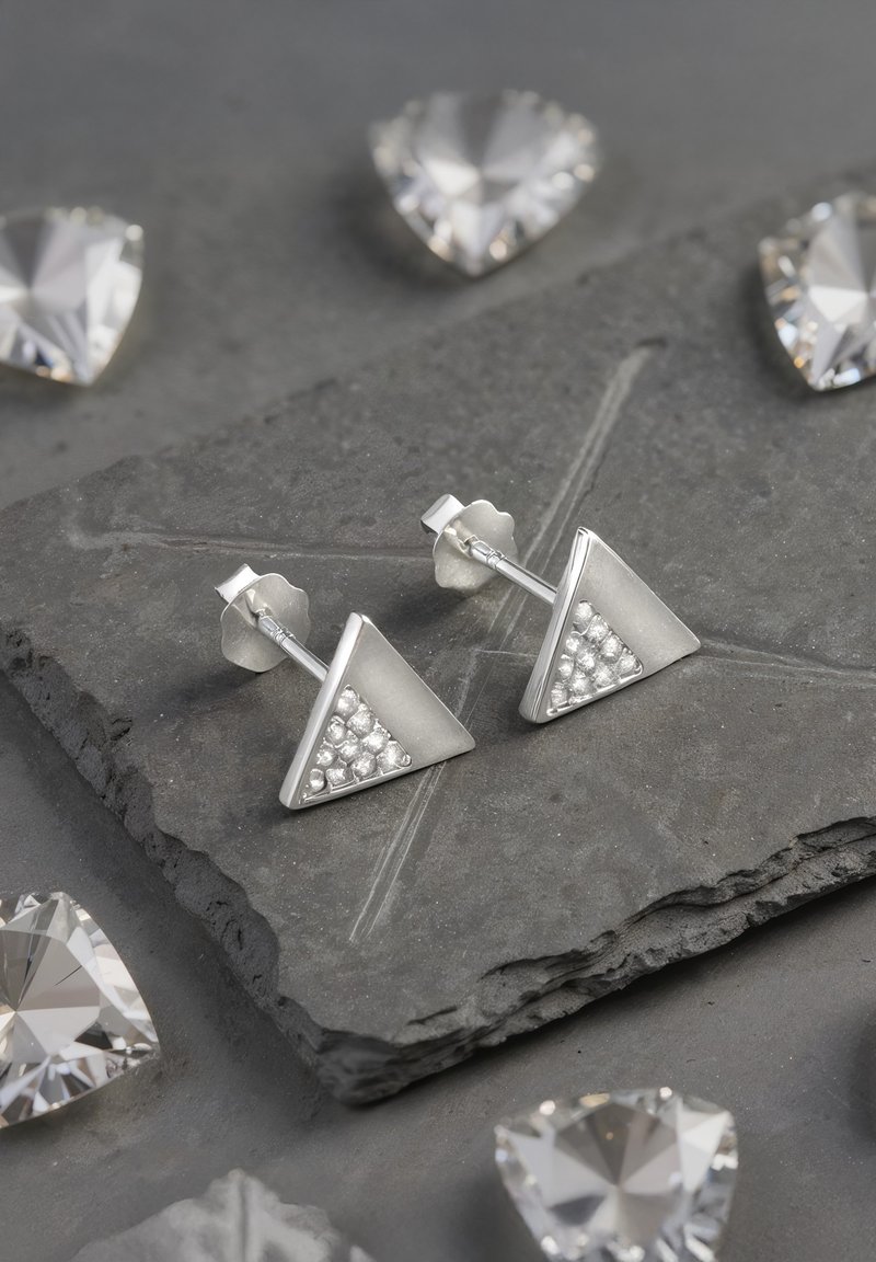 Sofia Milani Orecchini A Triangolo In Argento Sterling 925 | Geometrici Placcati Rodio | Confezione Regalo