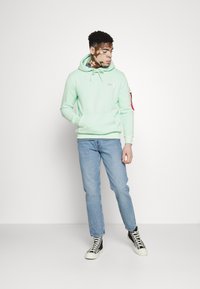 Alpha Industries Kapucni - mint