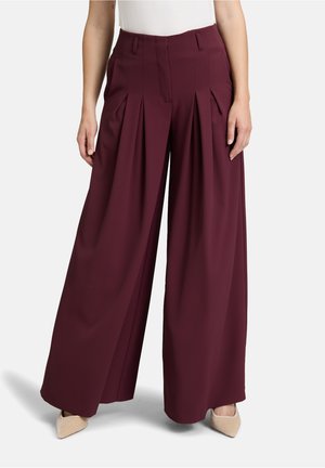 MIT BUNDFALTEN - Pantaloni - deep dahlia