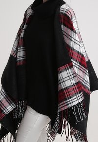 Vero Moda Kapper - black