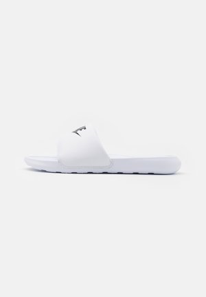 VICTORI ONE SLIDE - Strandpapucsok és -szandálok - white/black