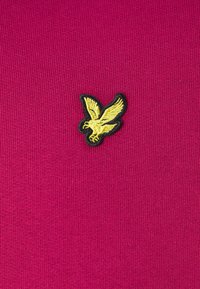 Lyle & Scott Ikdienas džemperis - rich burgundy