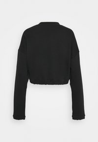 Sweat-shirt noir court à manches longues avec bords élastiques à la taille et aux poignets, présenté de dos sur un fond blanc uni.