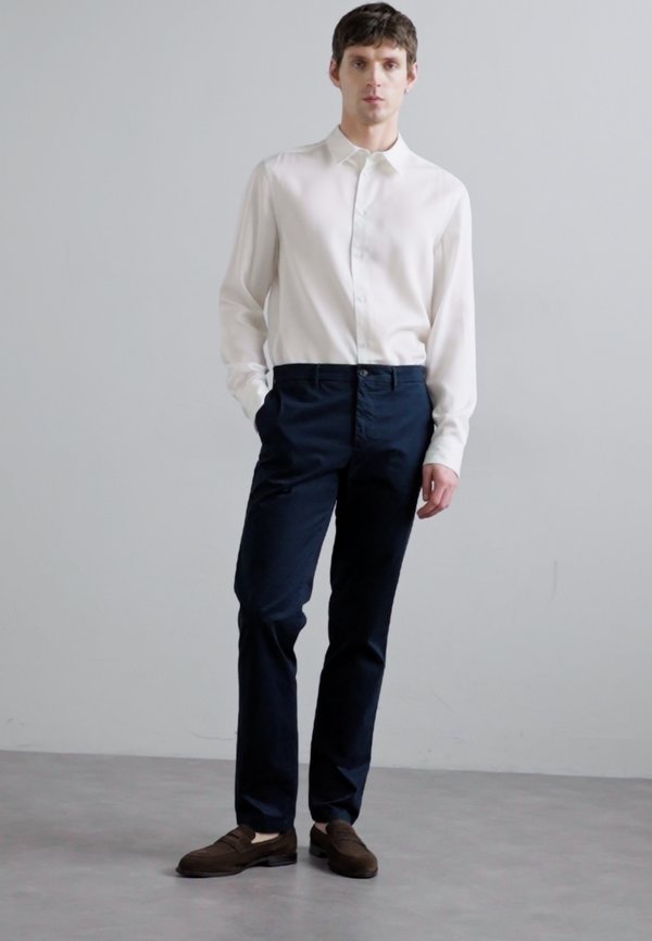 CHED CLOUD PANTS - Trousers3