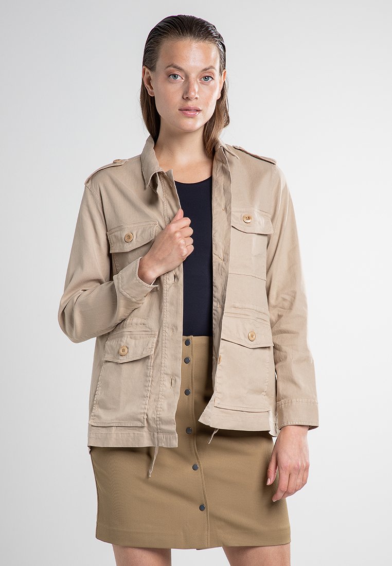 Chaqueta fina