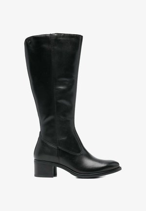 Stivale alto in pelle nera con tacco a blocco di altezza media e punta arrotondata, caratterizzato da dettagli cuciti sui pannelli lungo lo stivale e il piede.