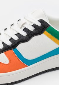 Call it Spring FRESHH - Trainers - other orange