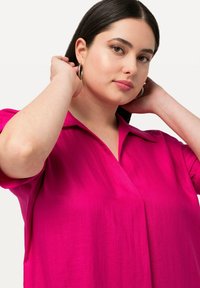 Ulla Popken SHORTSLEEVE - Denní šaty - light heather