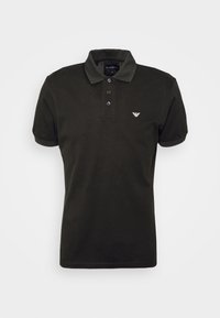 Svart polo shirt med klassisk krage, treknappslå och korta ärmar. Har en liten logotyp på bröstet. Mjuk bomullstyg.