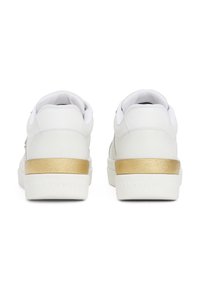 Tommy Hilfiger FASHION COURT - Sneakers basse - white