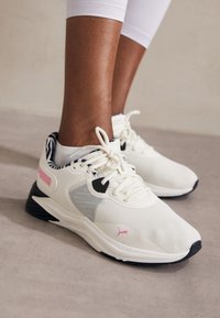 Puma Träningsskor - off-white