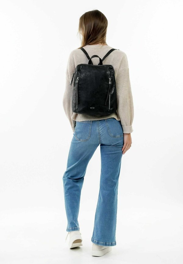 SUZY - Tagesrucksack