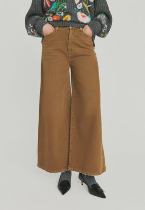 KAORI CON EFFETTO VINTAGE - Flared Jeans - marrone