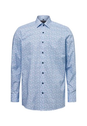 Hemd mit Knöpfen in Hellblau, versehen mit einem geometrischen Muster in dunklerem Blau und Pink. Lange Ärmel, klassischer Kragen, normale Passform.