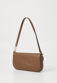 MICHAEL Michael Kors ZOE POUCHETTE - Handbag - dark caramel