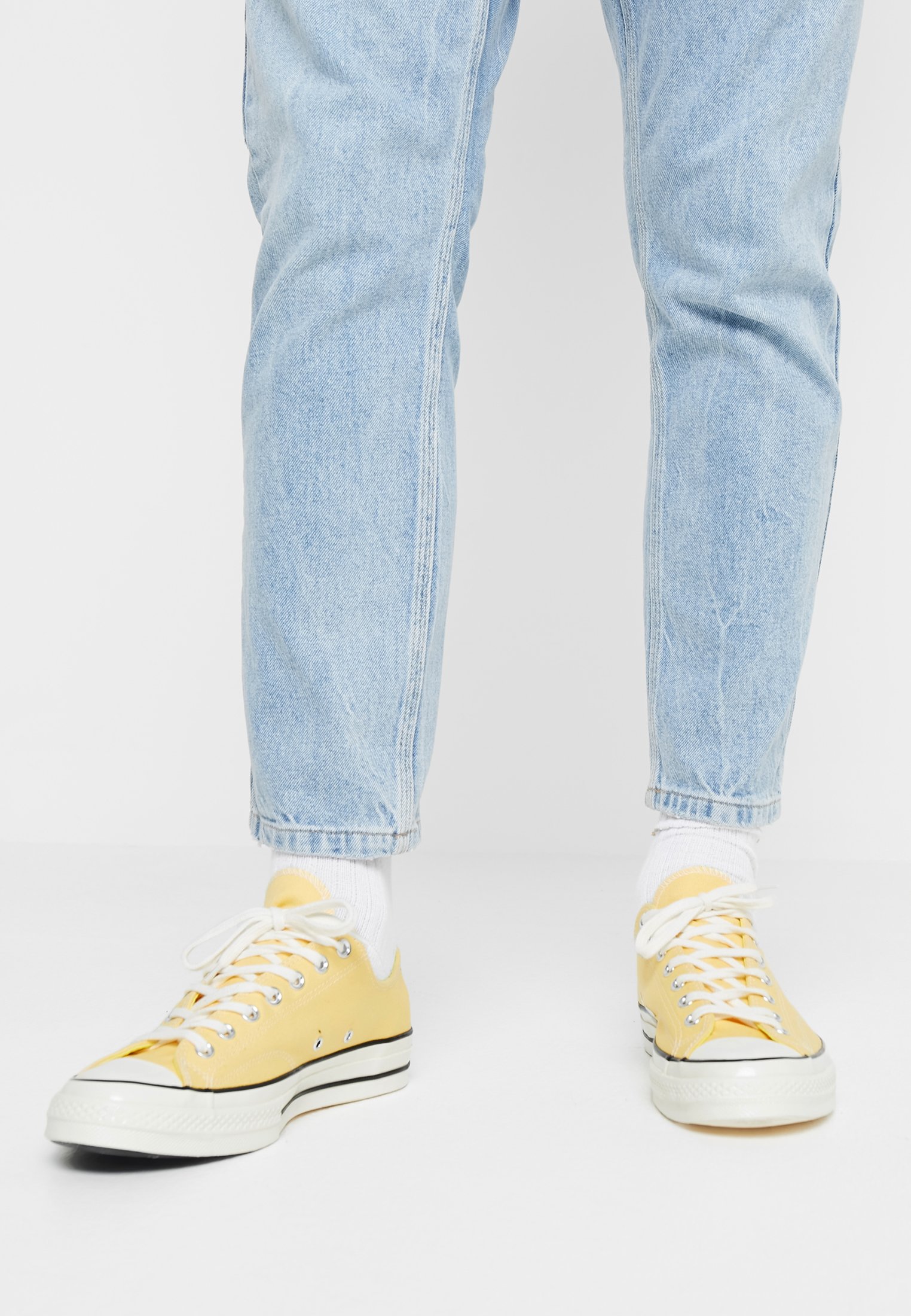 butter yellow converse