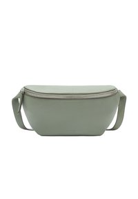 Miętowozielona skórzana torebka o gładkiej fakturze, zaokrąglonym kształcie, srebrnym zamkiem i bocznym paskiem. Na przedniej części znajduje się subtelne wytłoczone logo.