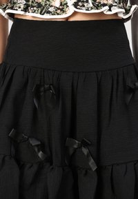 Sister Jane BIRDIE BOW MIDI SKIRT - A-silueta svārki - black
