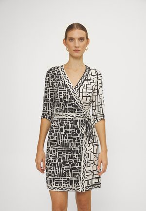 HERA DRESS - Jerseykleid - love ivory/black