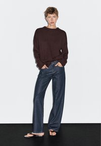 Massimo Dutti Svetr - bordeaux