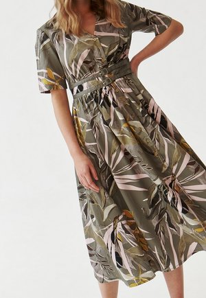 Robe de jour - green