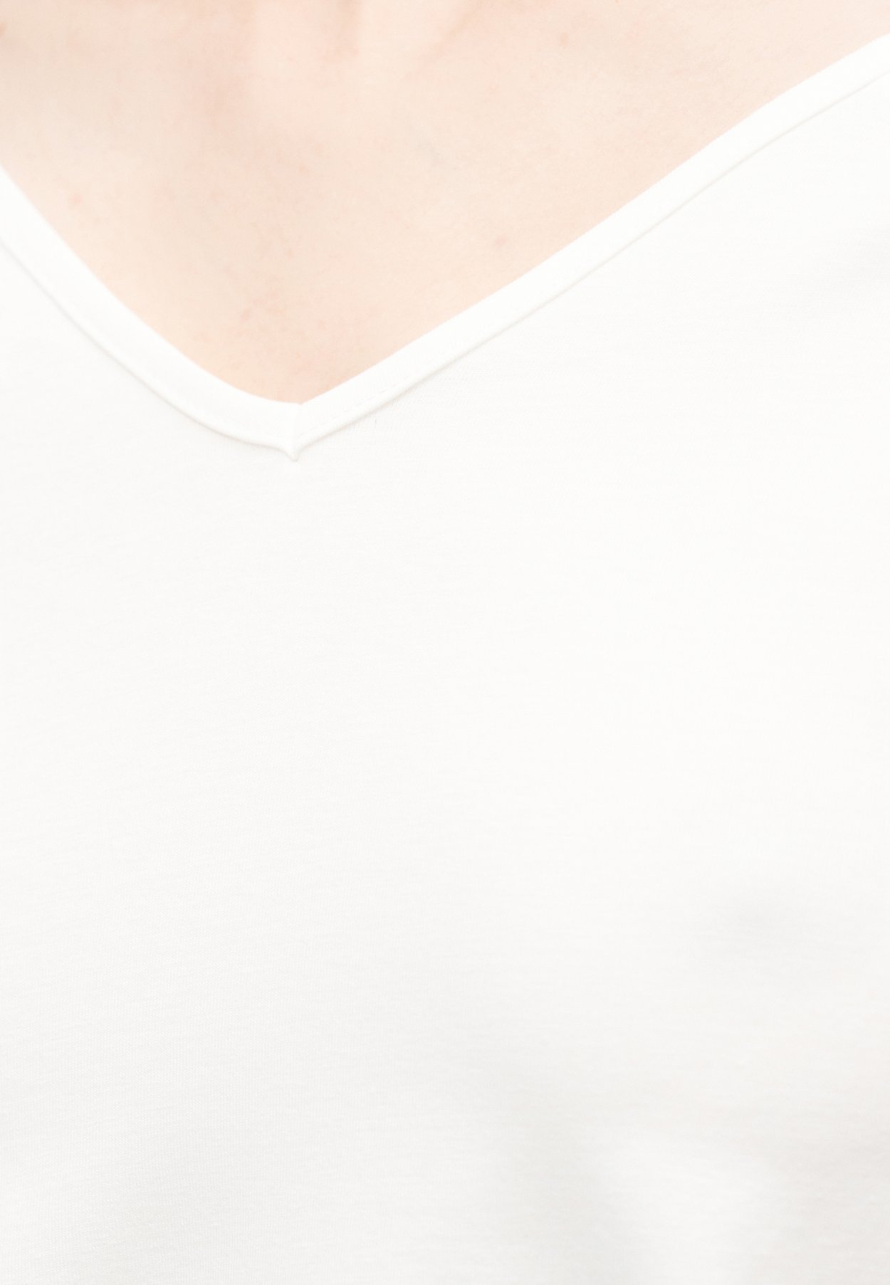 ONLFIFI V NECK