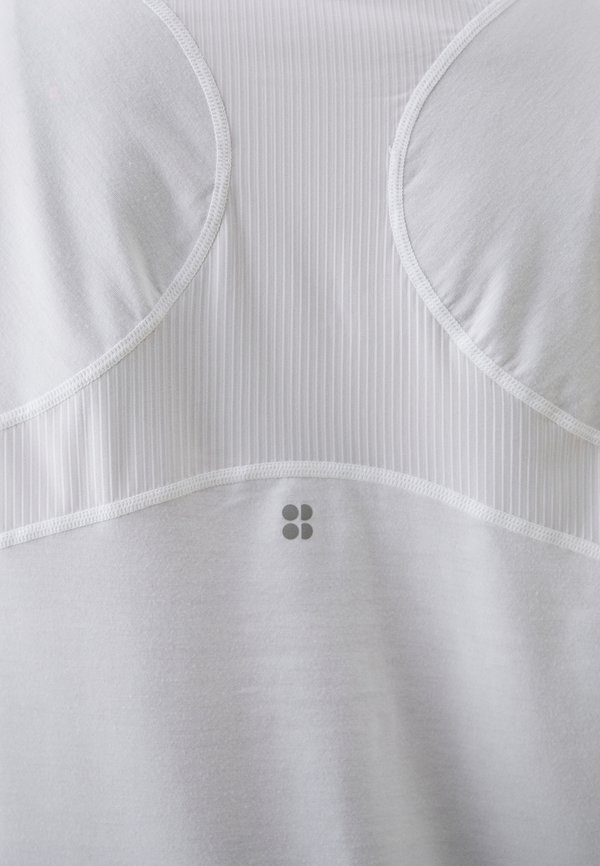 BREATHE EASY - Sports T-shirt4