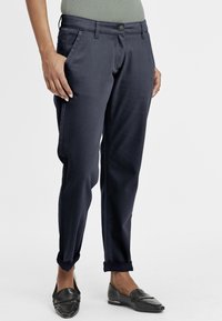 Oxmo OXDONETA - Hlače chino - insignia blue