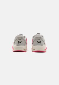 Nike Performance METCON 9 EASYON - Træningssko - dark grey/pink