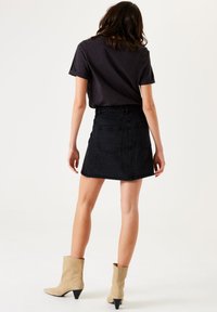 Garcia Falda acampanada - dark used