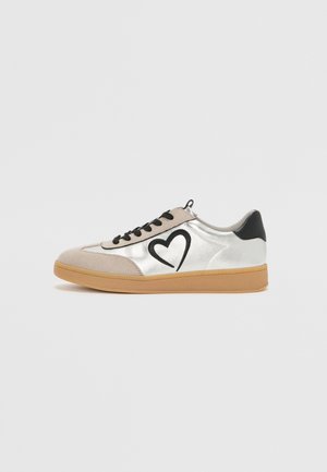 GUIDO MARIA KRETSCHMER - Trainers - silver comb