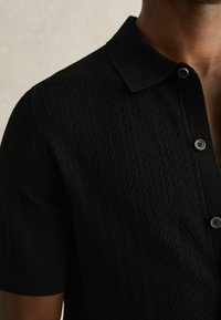 Reiss REGULAR FIT - THAMES TEXTURED BUTTON-THROUGH - Cămașă - black