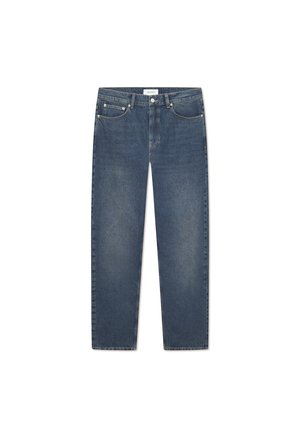 Jeans in denim blu scuro, design a gamba dritta. Presentano cinque tasche, una chiusura frontale con bottone e una leggera texture scolorita.