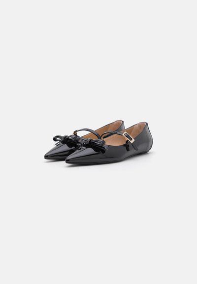 Stuart Weitzman FELICITY BOW MARY JANE FLAT - Ballerine con cinturino - black