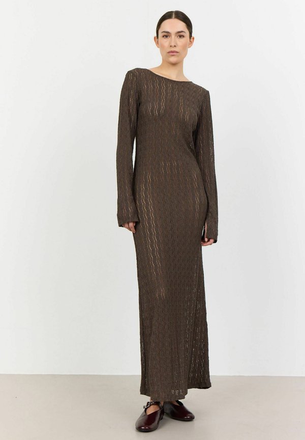 LR-LAICA 4 - Maxikleid - chocolate