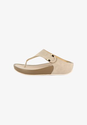 Sandalo infradito beige con zeppa, suola imbottita, tomaia in pelle e fibbia decorativa in metallo sul lato, progettato per un uso casual.