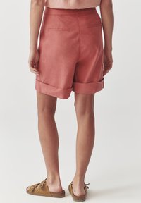 TATUUM ERIO - Šortky - pink