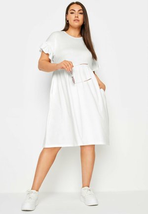 FRILL SLEEVE SMOCK MINI  - Vapaa-ajan mekko - white