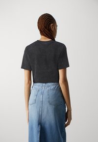 Even&Odd Majica kratkih rukava s printom - anthracite