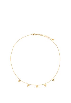 Collier délicat en chaîne d'or avec cinq petits charms papillons espacés régulièrement le long de la chaîne et un fermoir mousqueton avec chaîne d'extension.