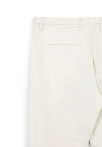 Helle Beigetöne Hose aus einem strukturierten Stoff, mit einem flachen Bund, Gürtelschlaufen und einer Gesäßtasche mit einfacher Naht.