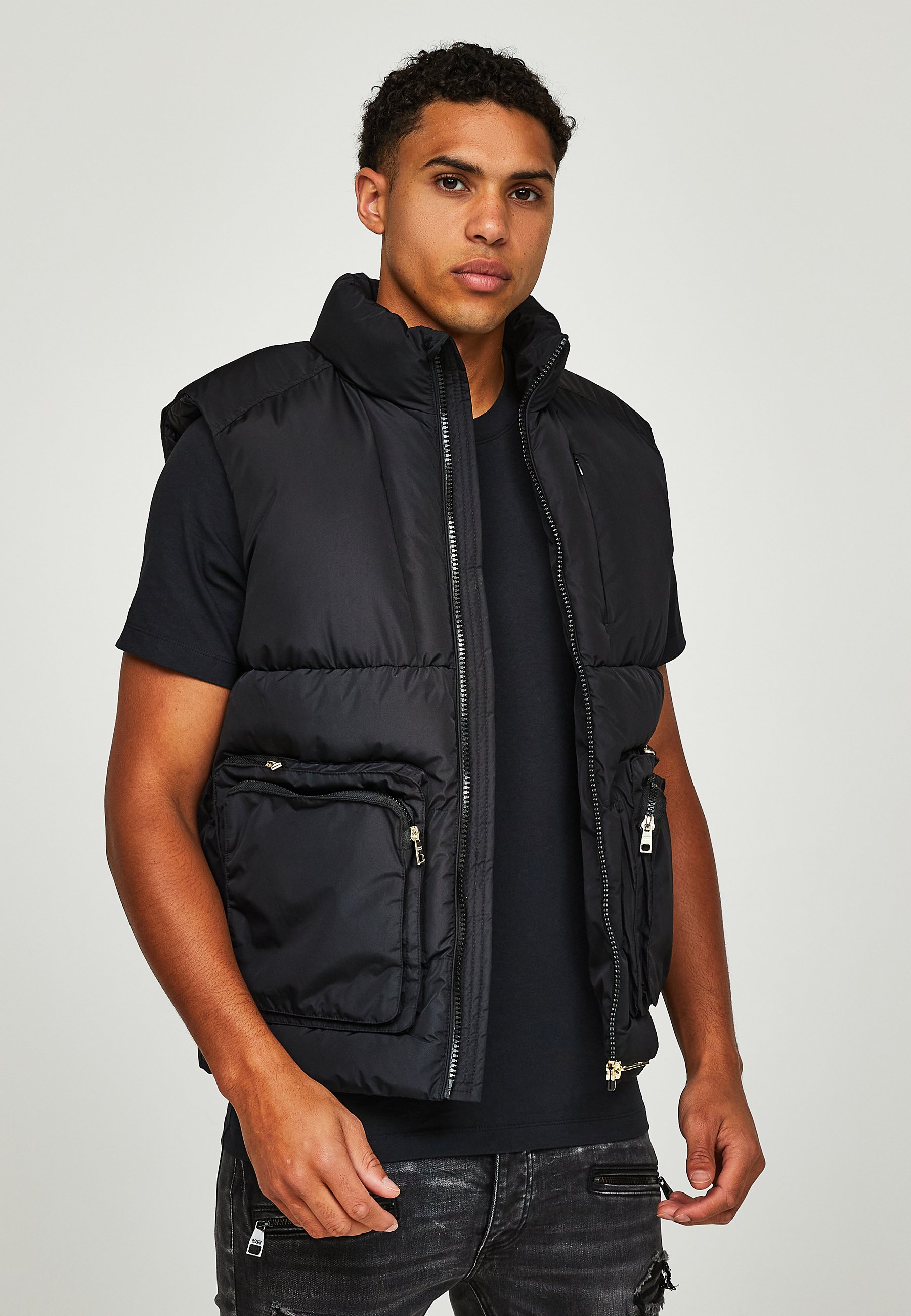Glorious Gangsta ROMAREZ PUFFER GILET - Chaleco - jet black/negro