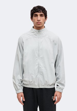 Nike Performance, Ветровка - light smoke grey