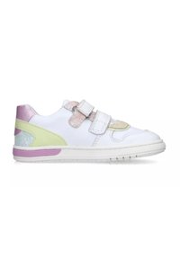 Sneakers bianchi in pelle con accenti pastello in rosa, verde e blu, dotati di due cinturini in Velcro e un motivo testurizzato sul lato.