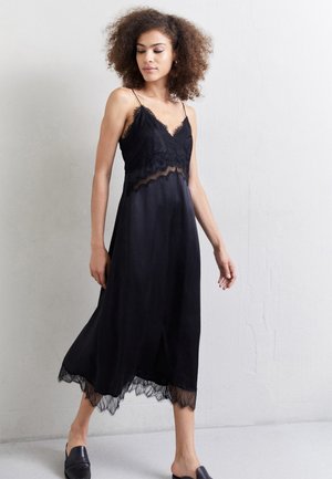ROBE - Koktejlové šaty / šaty na párty - black