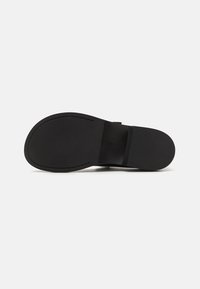 Billi Bi Ankle strap ballet pumps - black