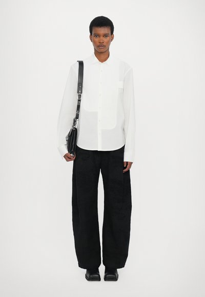 Henrik Vibskov BALLROOM SHIRT - Užsagstoma palaidinė - white