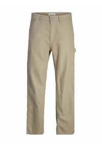 Pantalones de algodón beige con un diseño de pierna recta, que cuentan con un cierre delantero de botón, presillas para cinturón y un bolsillo lateral tipo cargo. Textura suave.