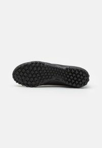 adidas Performance PREDATOR CLUB - Chaussures de football sur gazon - core black/gold metallic